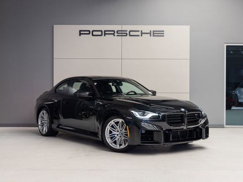 Used 2025 BMW M2 w/ Lighting Package image 9
