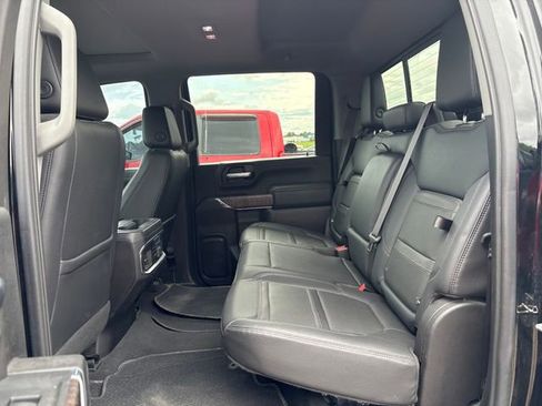 Used 2023 GMC Sierra 2500 Denali w/ Denali Ultimate Package AWD/4WD image 9