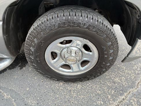 Used 2002 Chevrolet Silverado 1500 LS w/ Heavy Duty Suspension Pkg image 18