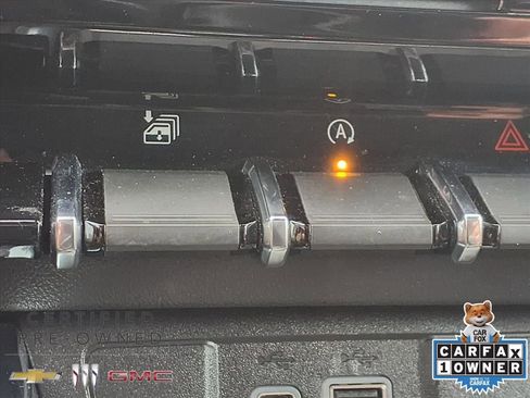 Certified 2024 GMC Canyon AT4 image 6