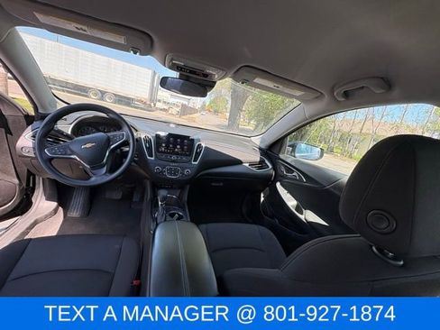 Used 2024 Chevrolet Malibu LT FWD image 13