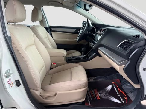 Used 2015 Subaru Legacy 2.5i Premium AWD/4WD image 20
