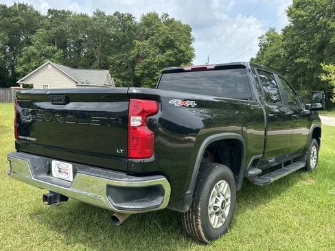 Used 2025 Chevrolet Silverado 2500 LT w/ Convenience Package AWD/4WD image 9