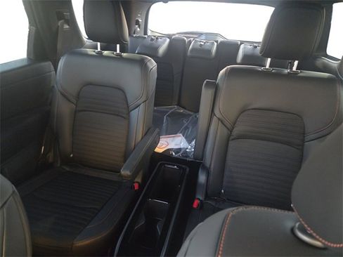 New 2025 Nissan Pathfinder Rock Creek image 13