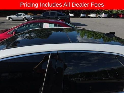 Used 2023 Toyota Camry XSE FWD image 4