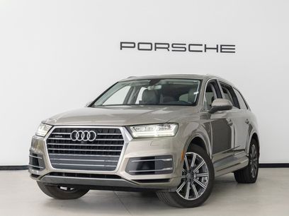 Used 2017 Audi Q7 3.0T Premium Plus w/ Premium Plus Package