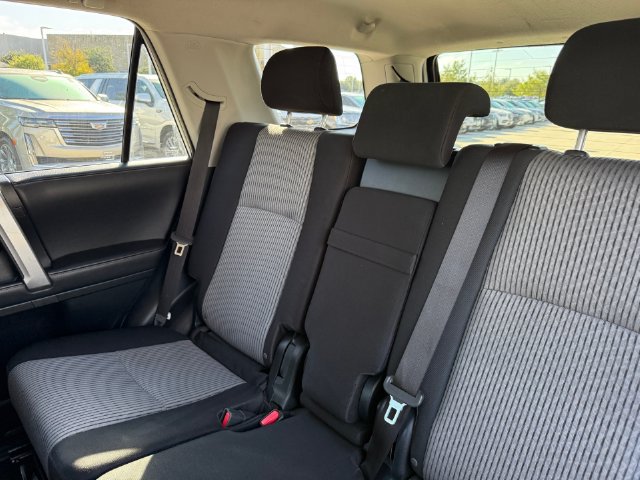 Used 2021 Toyota 4Runner SR5 AWD/4WD image 25