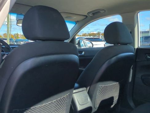 Used 2020 Kia Optima LX image 16