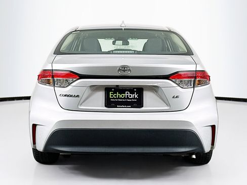 Used 2024 Toyota Corolla LE image 7