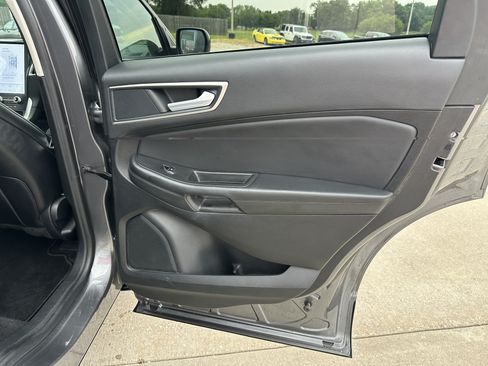 Used 2024 Ford Edge SEL AWD/4WD image 25
