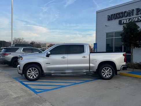 Used 2021 Chevrolet Silverado 1500 LTZ w/ LTZ Premium Texas Edition image 3