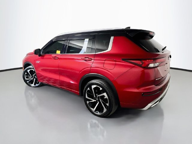 Used 2023 Mitsubishi Outlander SEL AWD/4WD image 6
