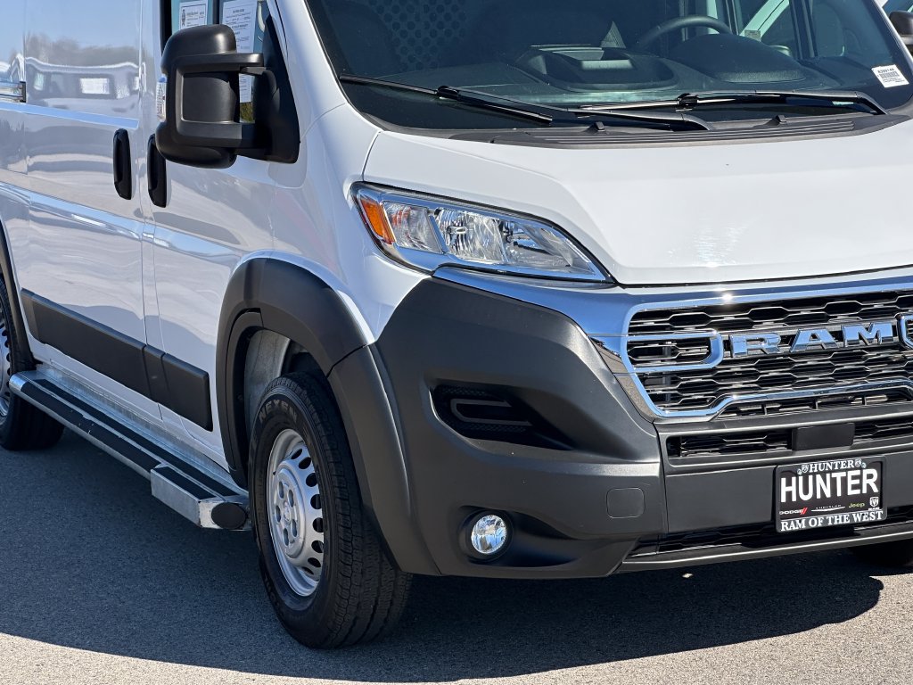 Used 2025 RAM ProMaster 2500 w/ U-Haul Equipment Group FWD image 13