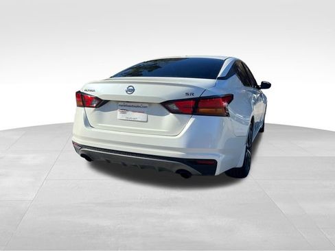 Used 2019 Nissan Altima 2.5 SR w/ SR Premium Package image 5