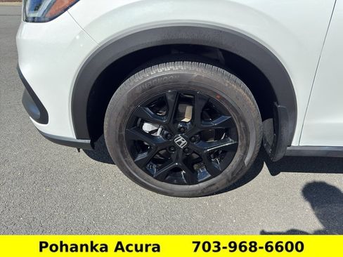 Used 2025 Honda HR-V Sport image 30