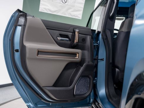 New 2024 GMC Hummer EV 3X w/ Omega Edition AWD/4WD image 21