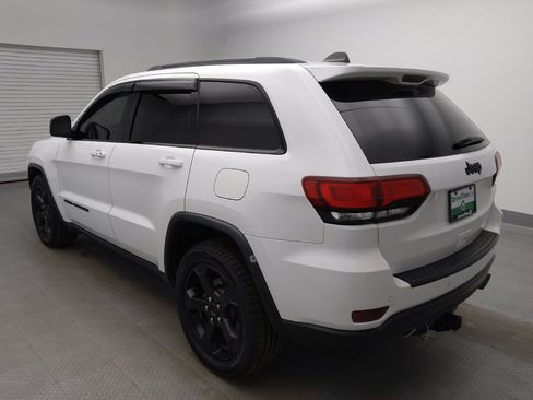 Used 2021 Jeep Grand Cherokee Freedom Edition RWD image 5