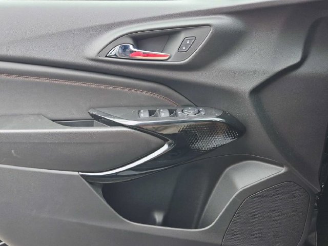 New 2026 Chevrolet Trax RS w/ Driver Confidence Package FWD image 24