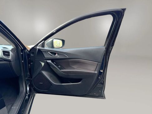 Used 2017 MAZDA MAZDA3 Grand Touring w/ Premium Equipment Package image 40