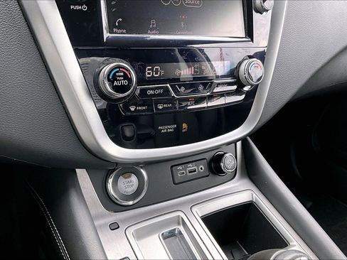 Used 2023 Nissan Murano SV w/ SV Midnight Edition Package FWD image 7