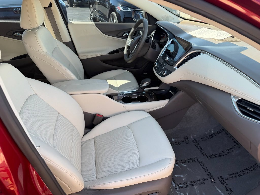 Used 2023 Chevrolet Malibu LT FWD image 16