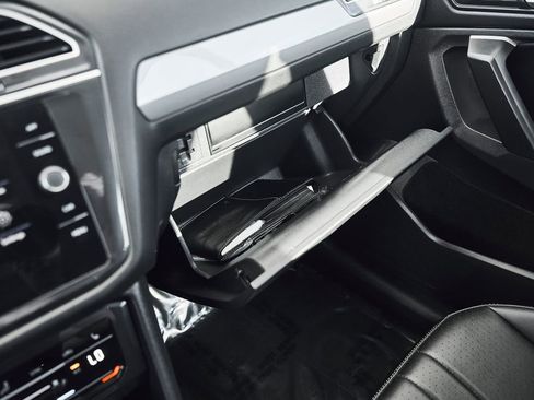 Used 2024 Volkswagen Tiguan Wolfsburg Edition FWD image 42