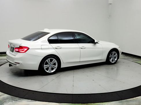 Used 2018 BMW 328d Sedan RWD image 5
