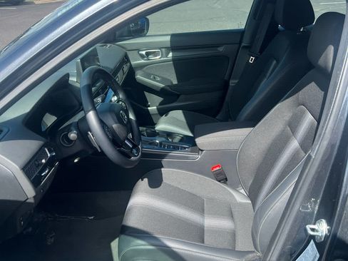 Used 2024 Honda Civic Sport image 8