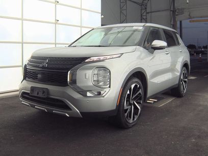 Used 2024 Mitsubishi Outlander SE