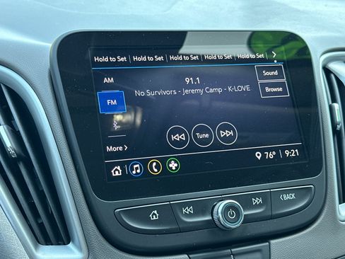 Used 2023 Chevrolet Malibu LS FWD image 17