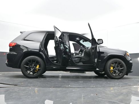 Used 2018 Jeep Grand Cherokee Trackhawk image 75