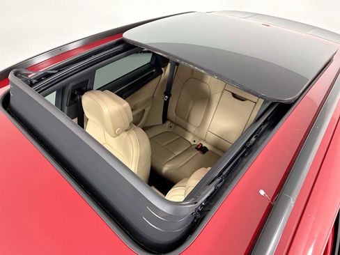 New 2026 Porsche Macan image 23