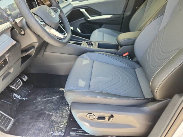 New 2026 Volkswagen Tiguan SE R-Line AWD/4WD image 7