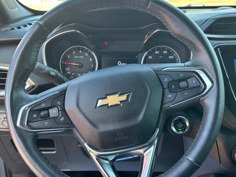 Used 2022 Chevrolet TrailBlazer ACTIV w/ Technology Package AWD/4WD image 12