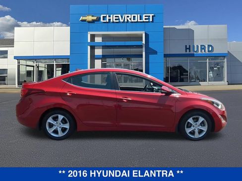 Used 2016 Hyundai Elantra Value Edition FWD image 3