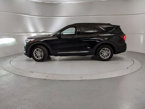 New 2025 Ford Explorer Active w/ Active Comfort Package image 5