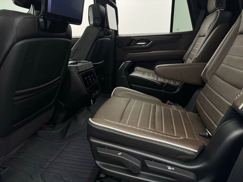 Used 2026 GMC Yukon Denali Ultimate AWD/4WD image 54