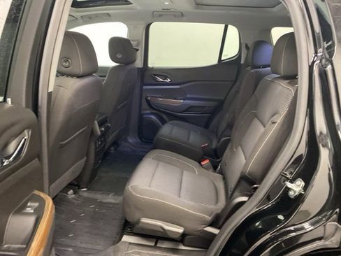Used 2023 GMC Acadia SLE w/ Driver Convenience Package image 21