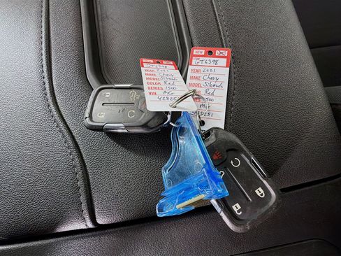 Used 2021 Chevrolet Silverado 1500 LT Trail Boss image 33