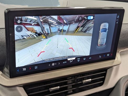 New 2026 Ford Explorer Active w/ Active Comfort Package image 32