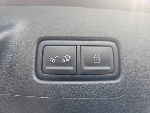 Used 2025 Hyundai Santa Fe Limited AWD/4WD image 47