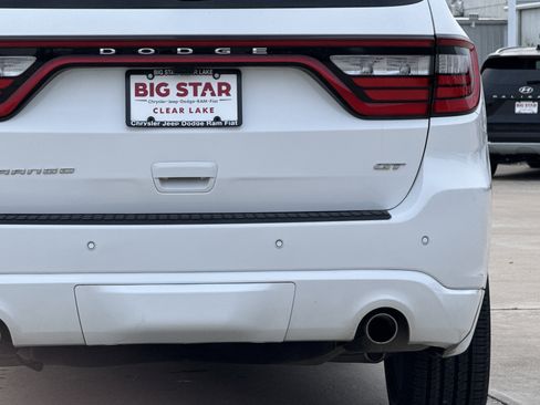 Used 2024 Dodge Durango GT image 11