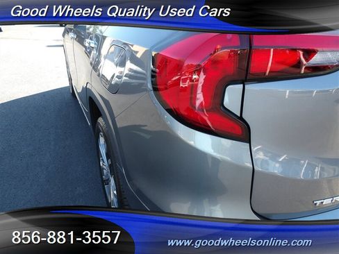 Used 2019 GMC Terrain Denali w/ Advanced Safety Package image 9
