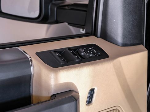 Used 2017 Ford F150 XLT w/ Equipment Group 302A Luxury image 41