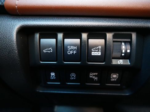 Used 2022 Subaru Forester Touring w/ Popular Package #3 image 26