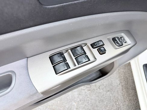 Used 2006 Toyota Prius image 9