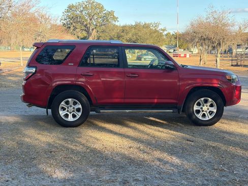 Used 2015 Toyota 4Runner SR5 Premium image 4