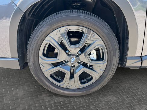 Certified 2025 Subaru Ascent Onyx Edition AWD/4WD image 14