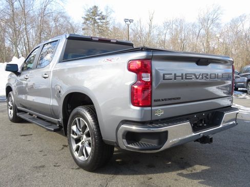 Used 2022 Chevrolet Silverado 1500 LT image 7