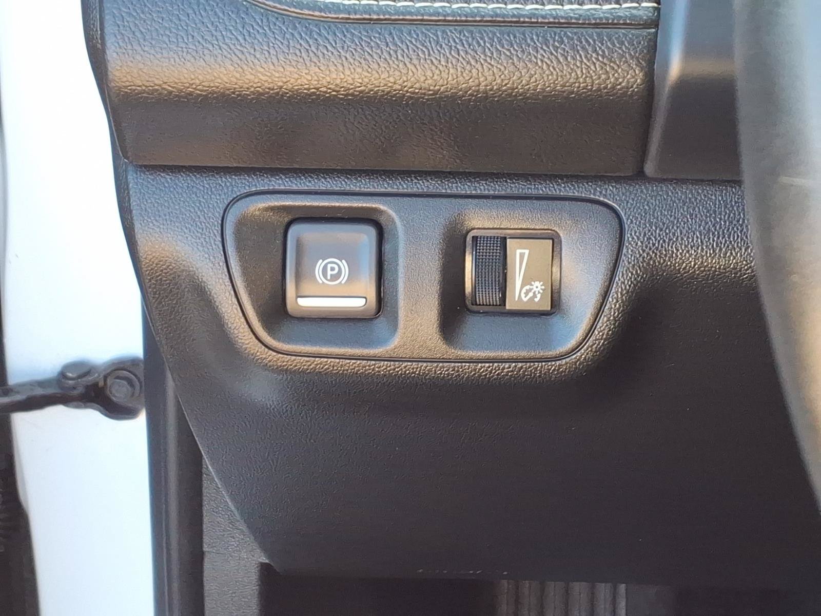 Used 2023 GMC Acadia SLT FWD image 22